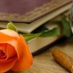 احلى من العقد لباسه