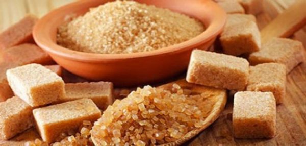 عمل السكر البني