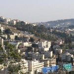 لماذا سمي جبل المكبر بهذا الاسم