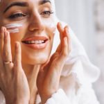 طريقة استخدام زبدة الشيا لحب الشباب